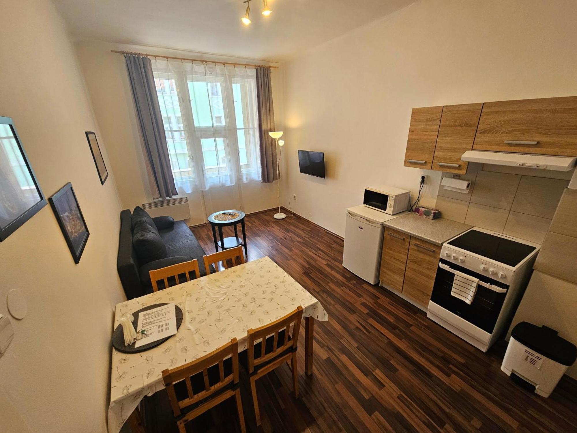 Jezerka Apartments - Free Parking - Easy Access To Center — Fotky 3